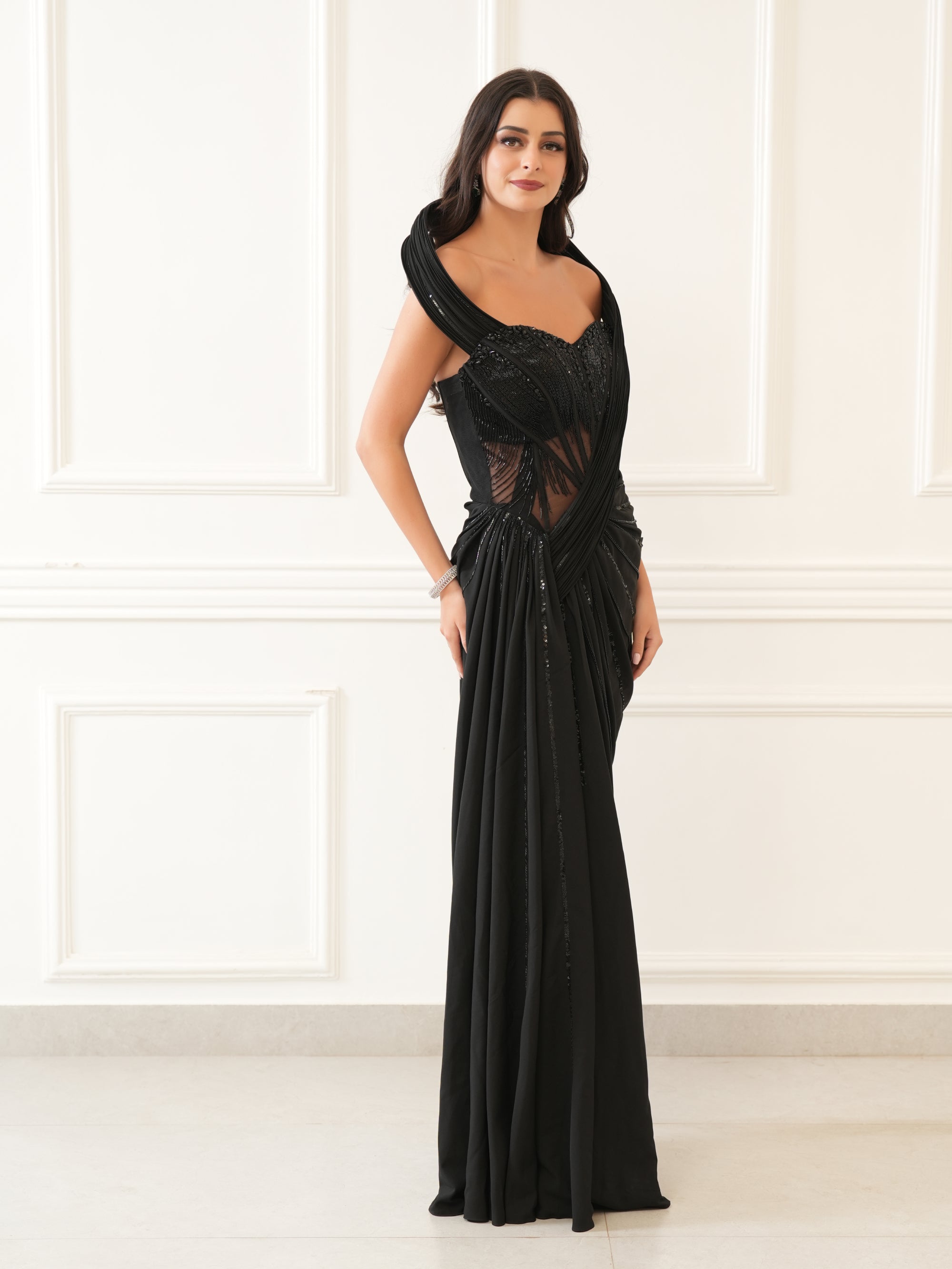 NOIR ELAN GOWN
