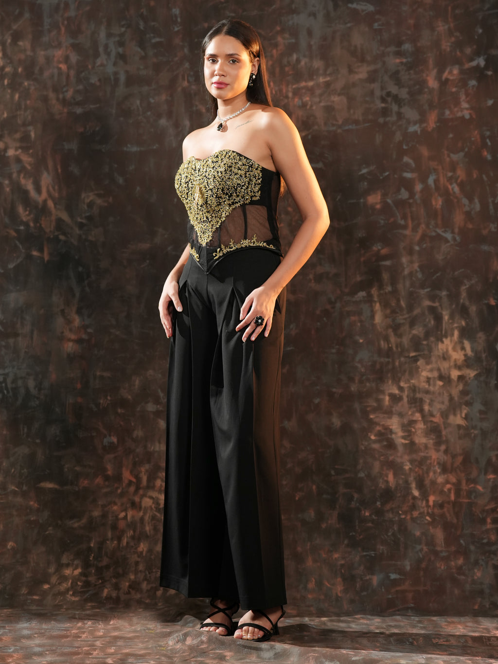 zaria corset set