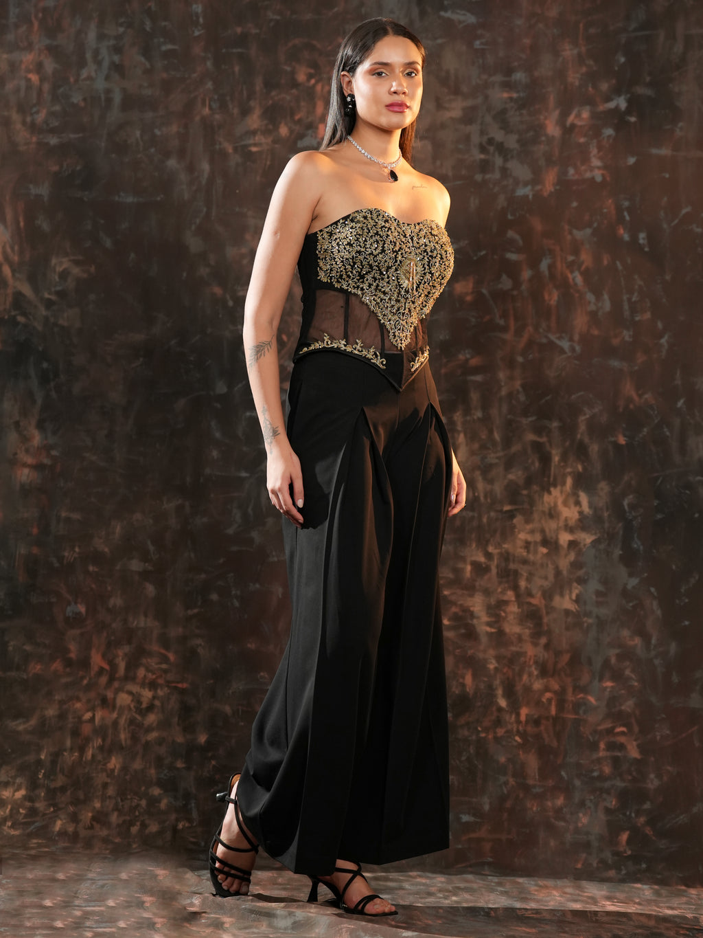 zaria corset set
