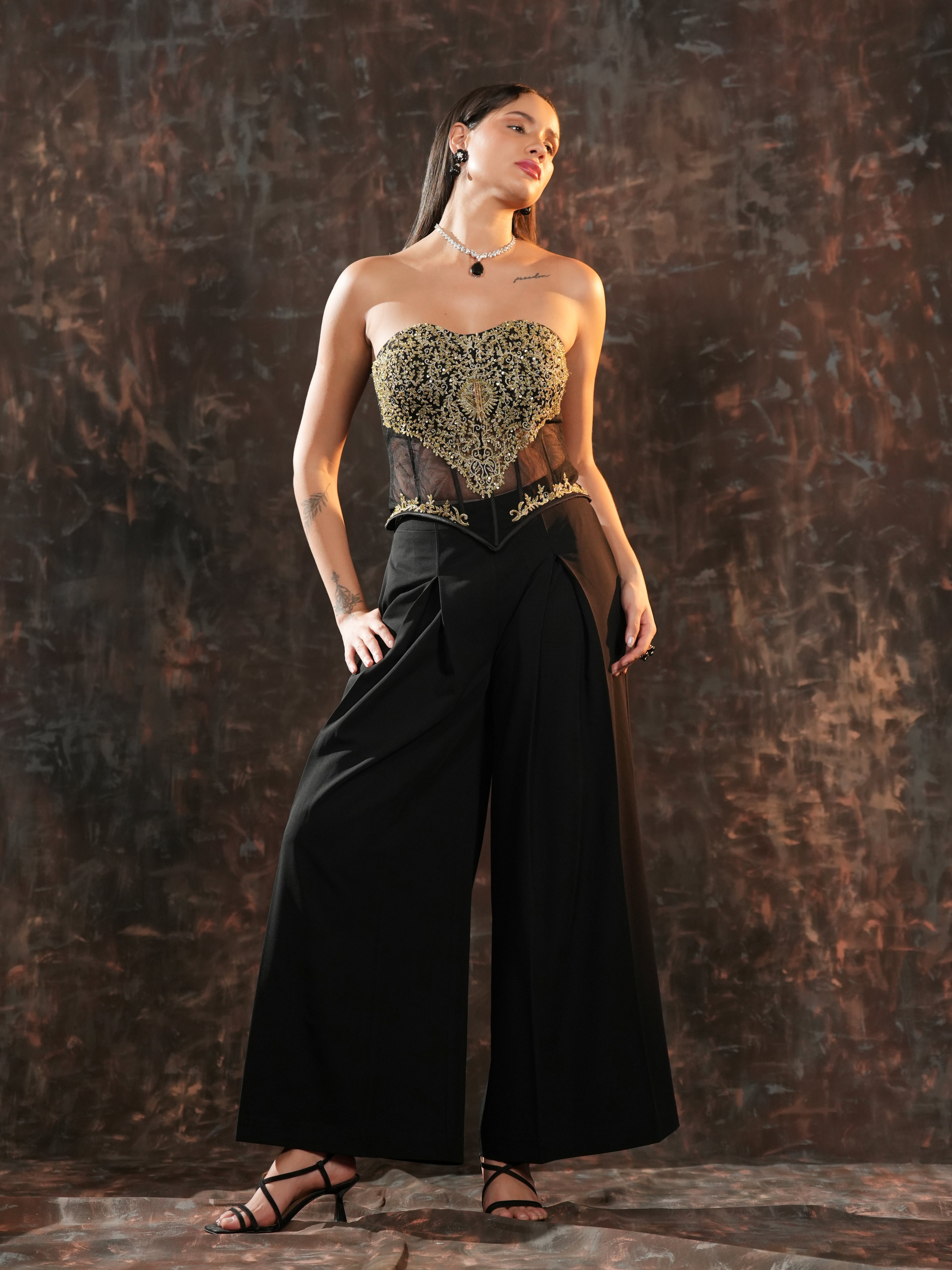 zaria corset set